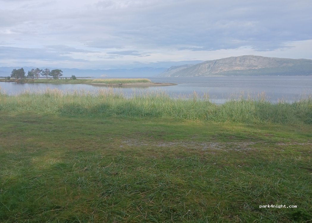(9517)  - Transfarelvmoen — foto 2