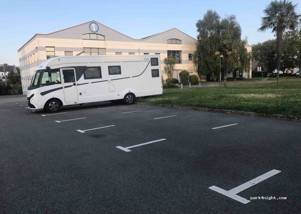 (56100) Lorient - Centre d'Affaires la Découverte — foto 2
