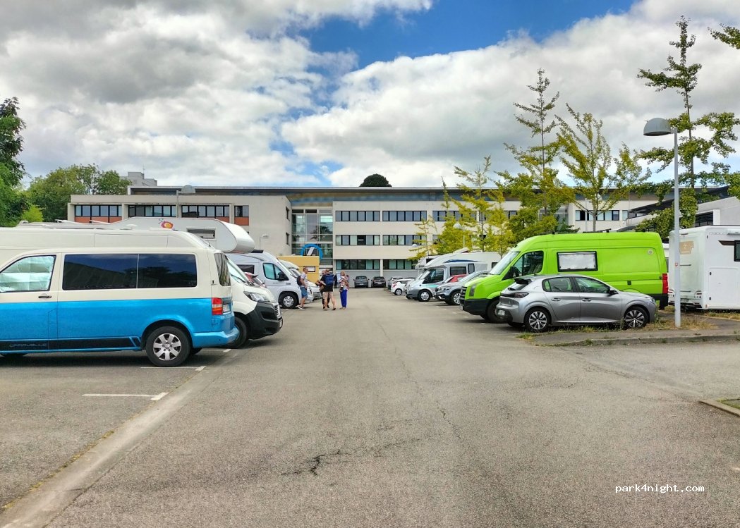 (56100) Lorient - Centre d'Affaires la Découverte — foto 3
