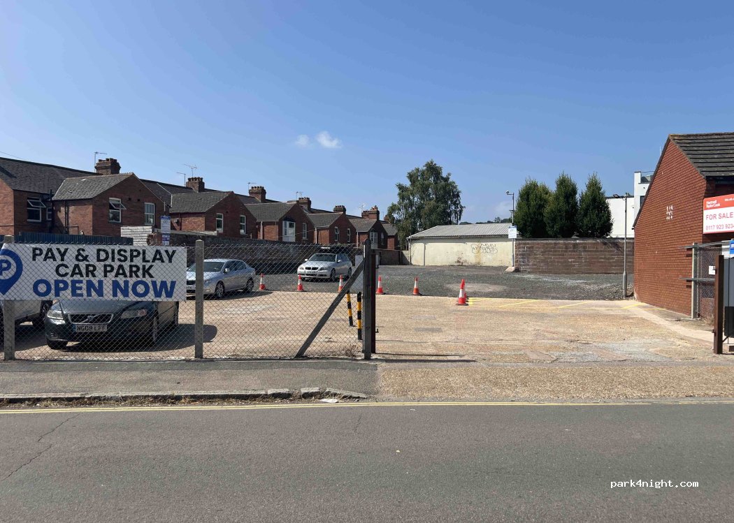 (EX4 1HR) Exeter - Old Vicarage Road — foto
