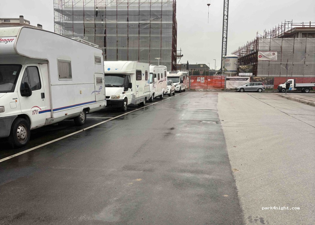 (58100) Grosseto - Piazzale del Tiro a Segno — foto 2