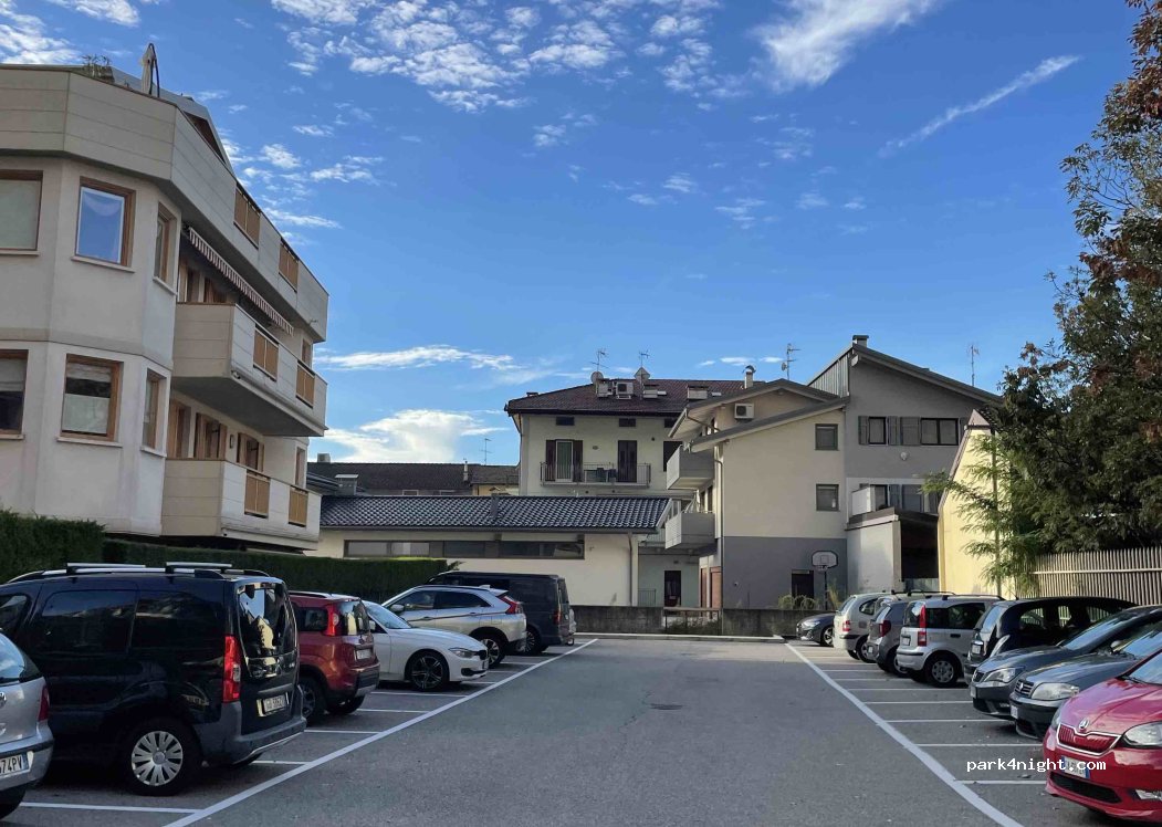 (38016) Mezzocorona - Via Romana — foto 2