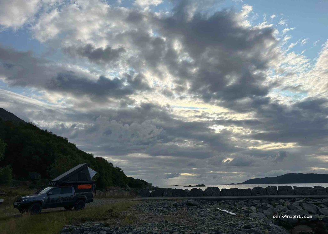 (6983) Stongfjorden - Stavestranda — foto 3