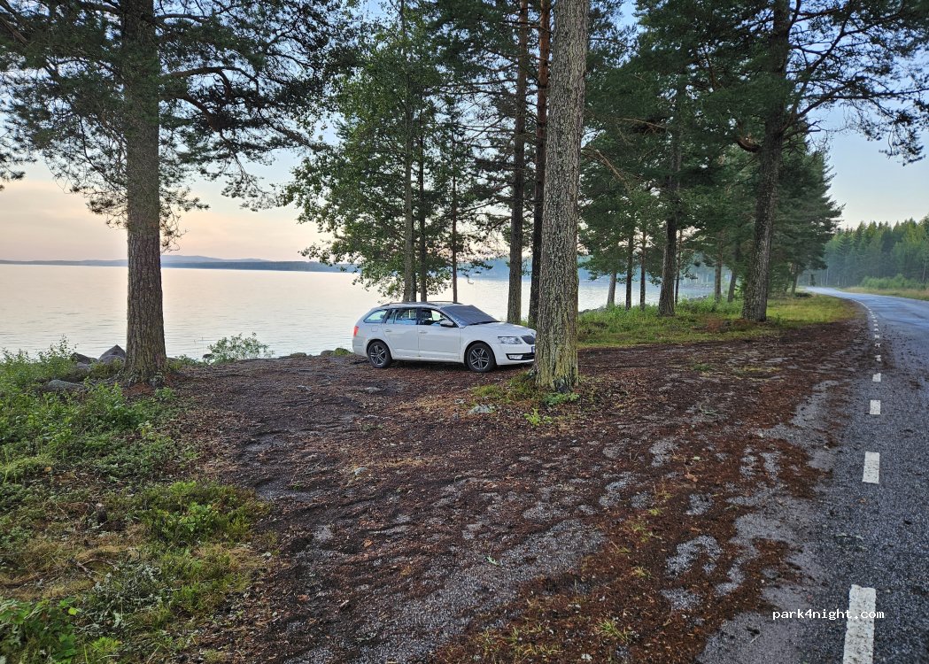 (82060) Bjuråker - X 743 — foto