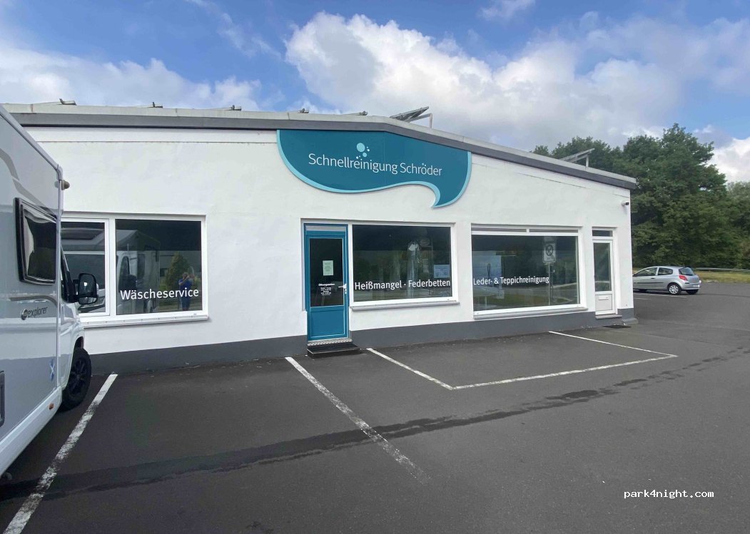 (54470) Bernkastel-Kues - Gewerbestraße — foto