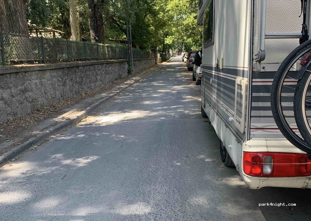 (1039) Budapest - Szent János utca — foto
