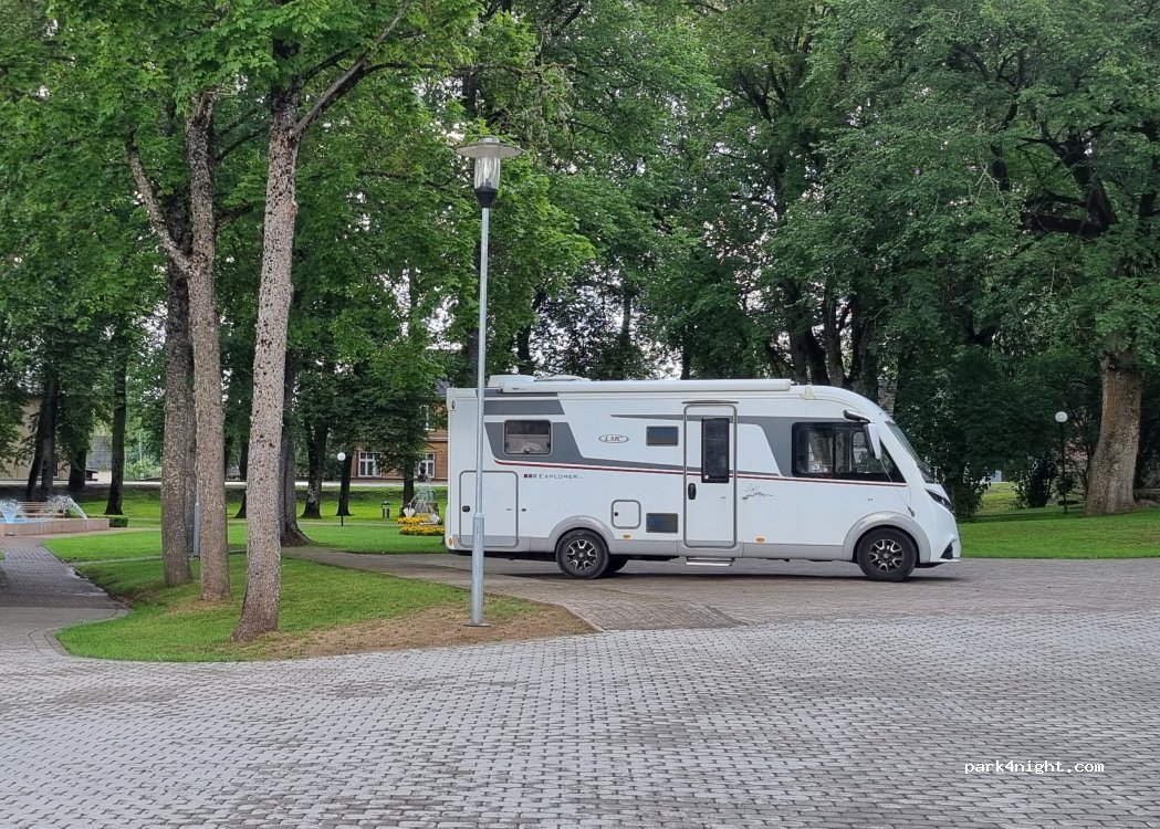 (LV-4830) Lubāna - Oskara Kalpaka iela — foto 2