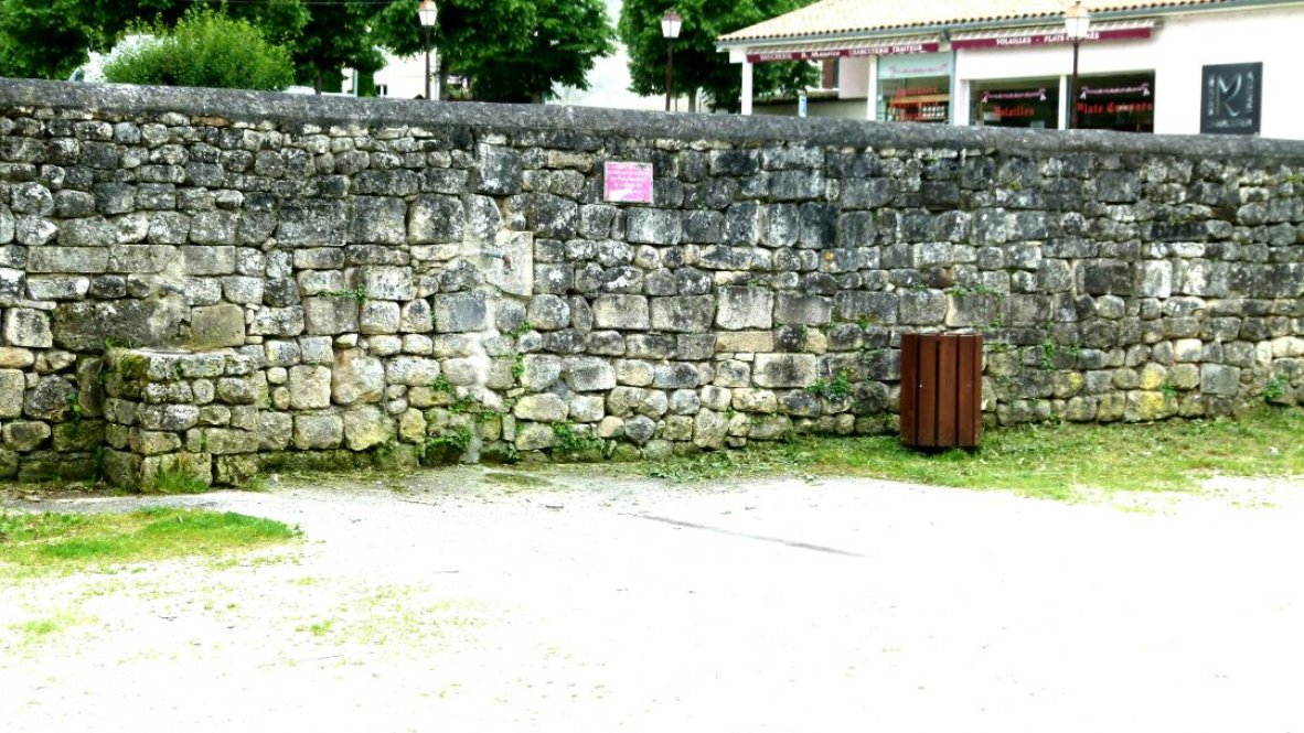 (16440) Mouthiers-sur-Boëme - 6 Chemin de la Chauveterie — foto