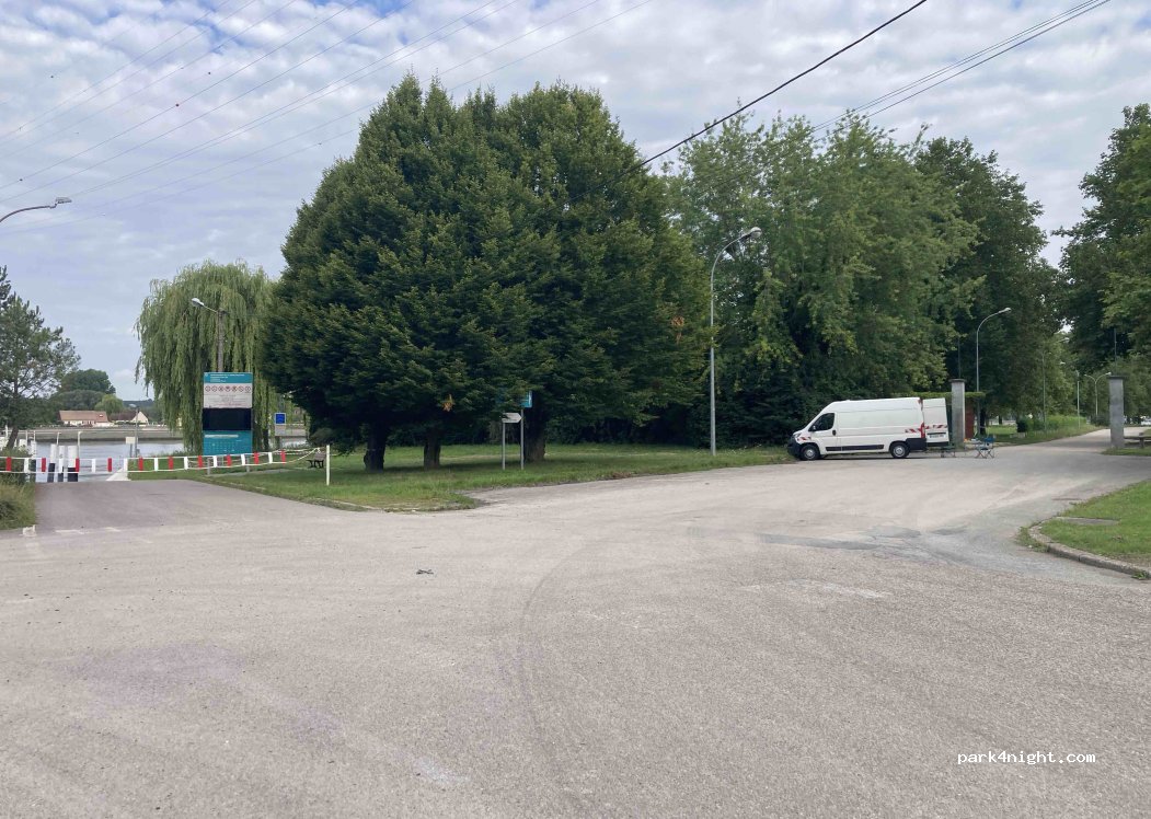 (76480) Yainville - Rue du Bac — foto