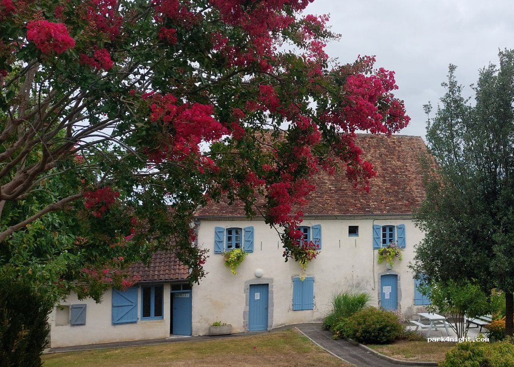 (64300) Orthez - Rue la Carrère — foto