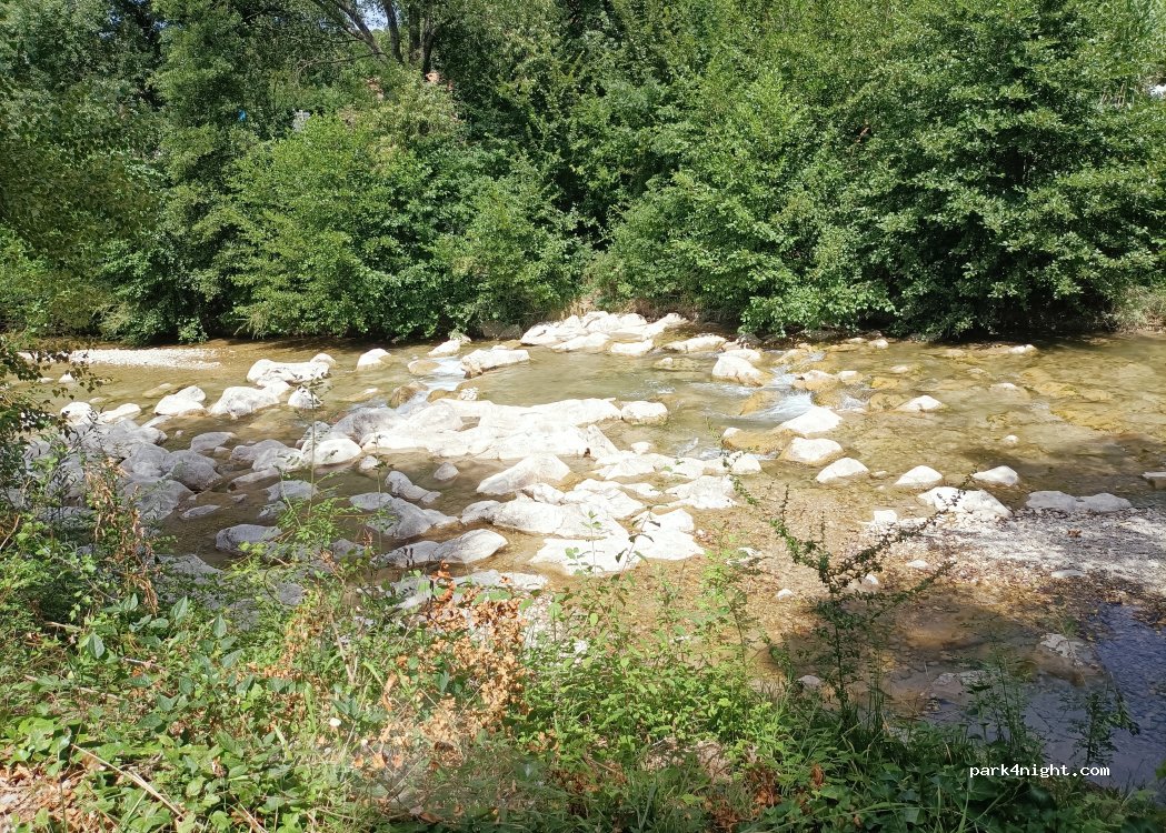 (26170) Mollans-sur-Ouvèze - D 5 — foto