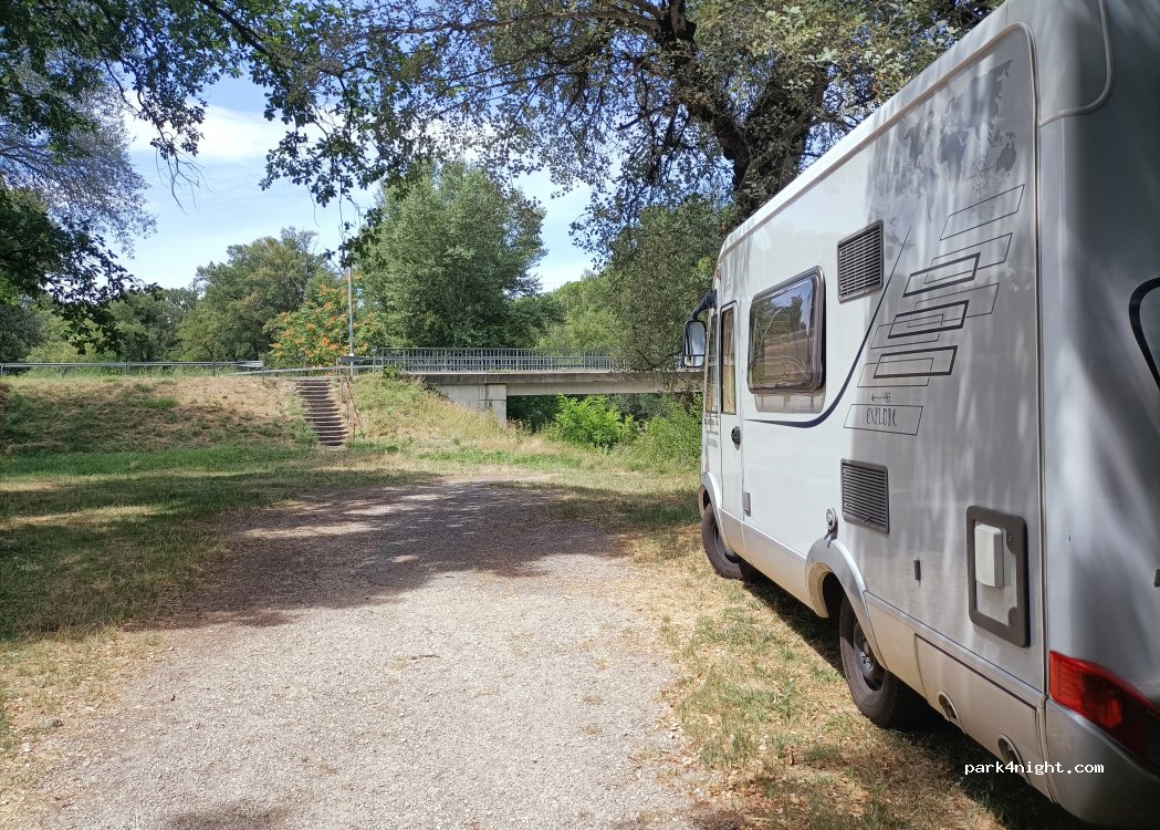 (26170) Mollans-sur-Ouvèze - D 5 — foto 2