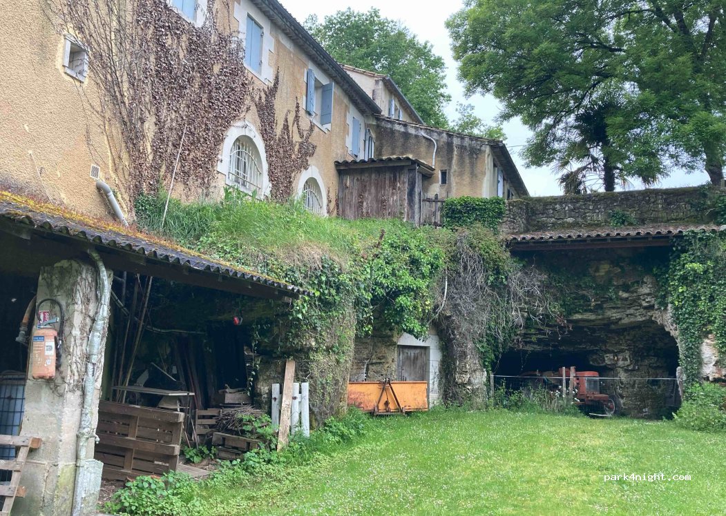 Camping Les Jardins de Camelot — foto 3