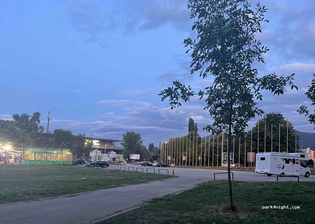 (72000) Zenica - Unnamed Road — foto