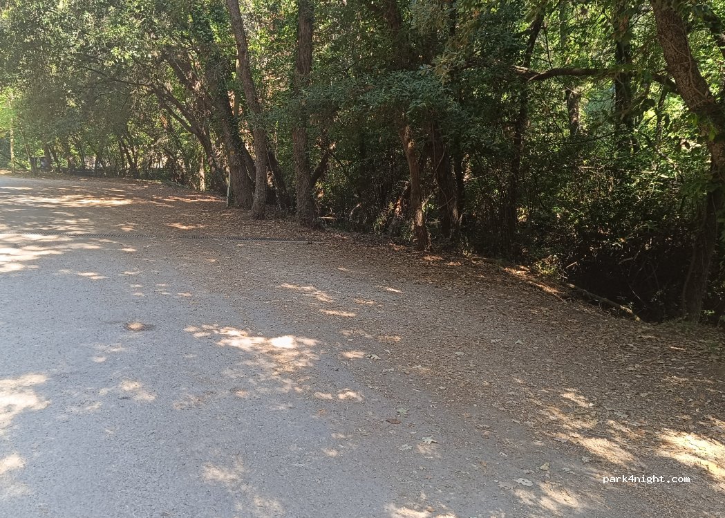 (06560) Valbonne - Piste du Moulin de l'Ange — foto