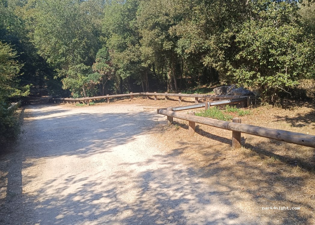 (06560) Valbonne - Piste du Moulin de l'Ange — foto 4