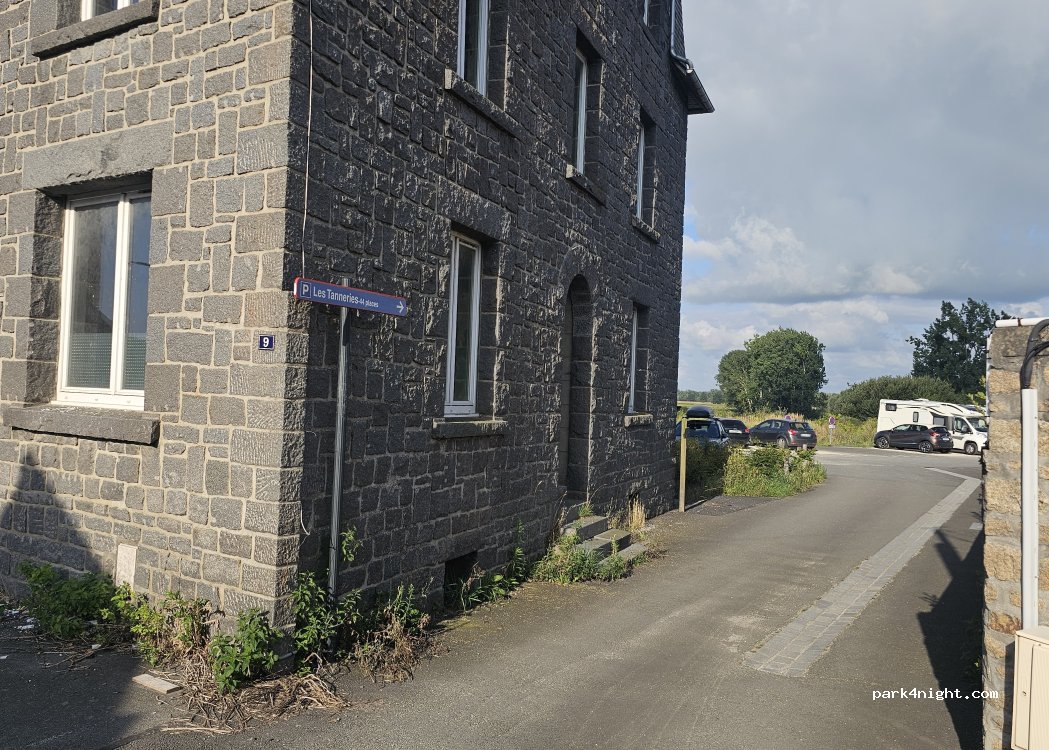 (35120) Dol-de-Bretagne - Rue des Tanneries — foto 4