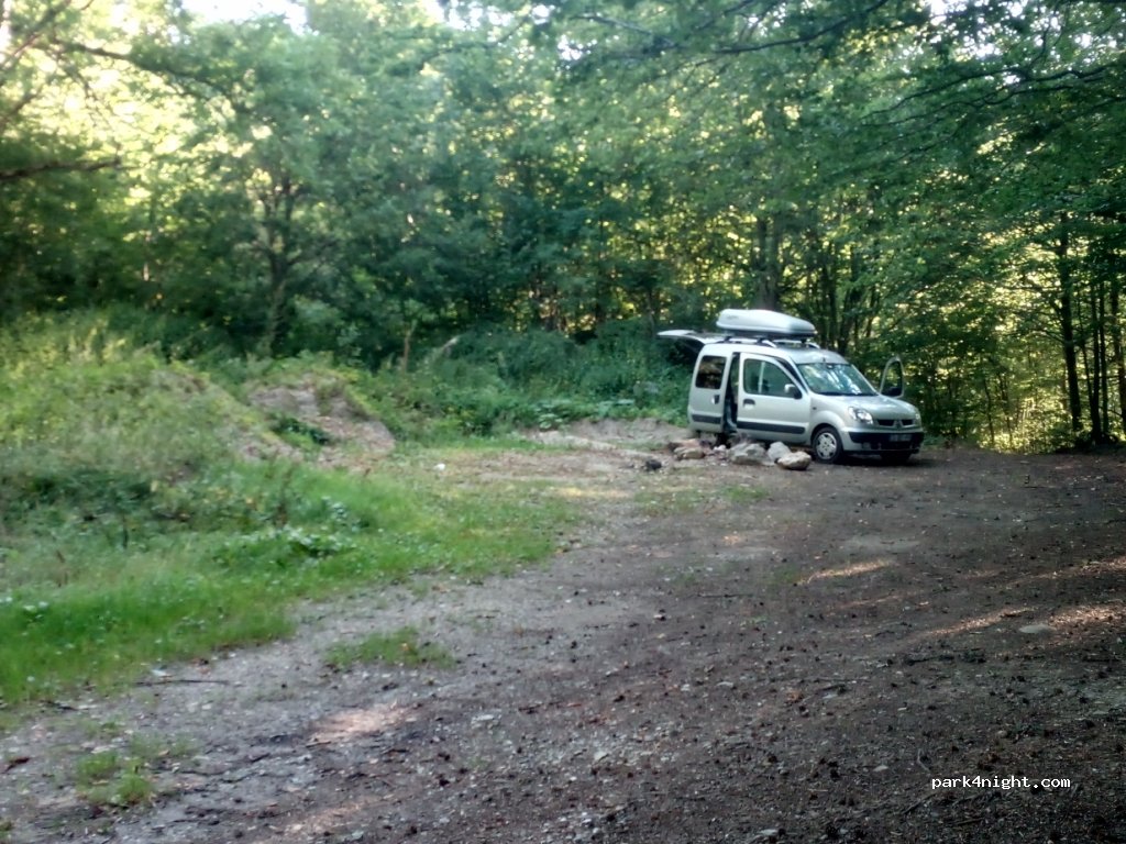 (73600) Hautecour - D85 — foto