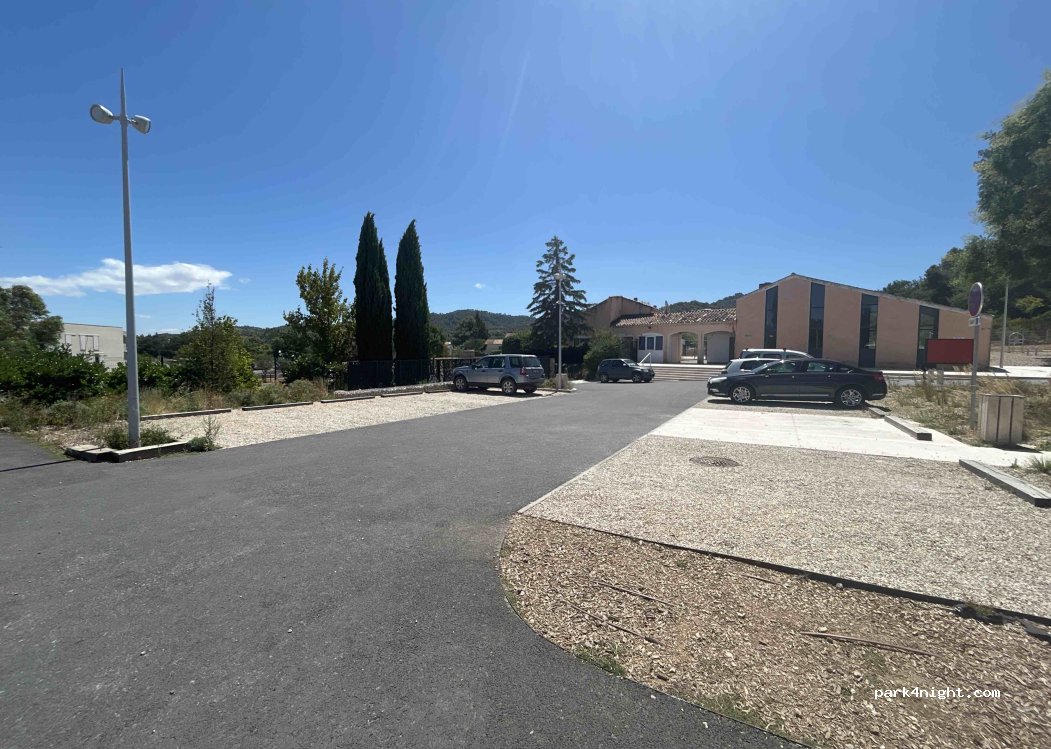 (13640) La Roque-d'Anthéron - Avenue de la Libération — foto
