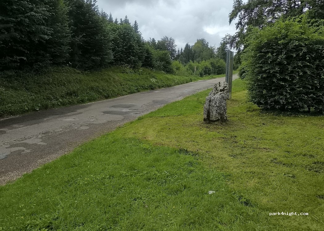 (25210) Les Fontenelles - Parking et Zone de Repos — foto