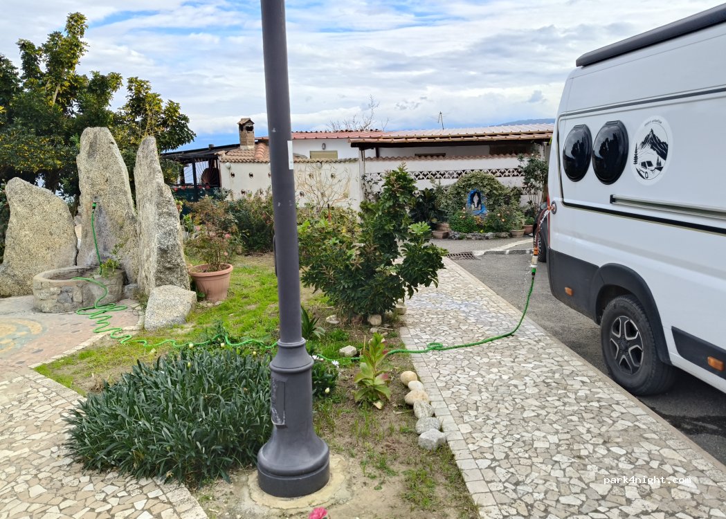 (89817) Briatico - Via Della Vittoria — foto 4