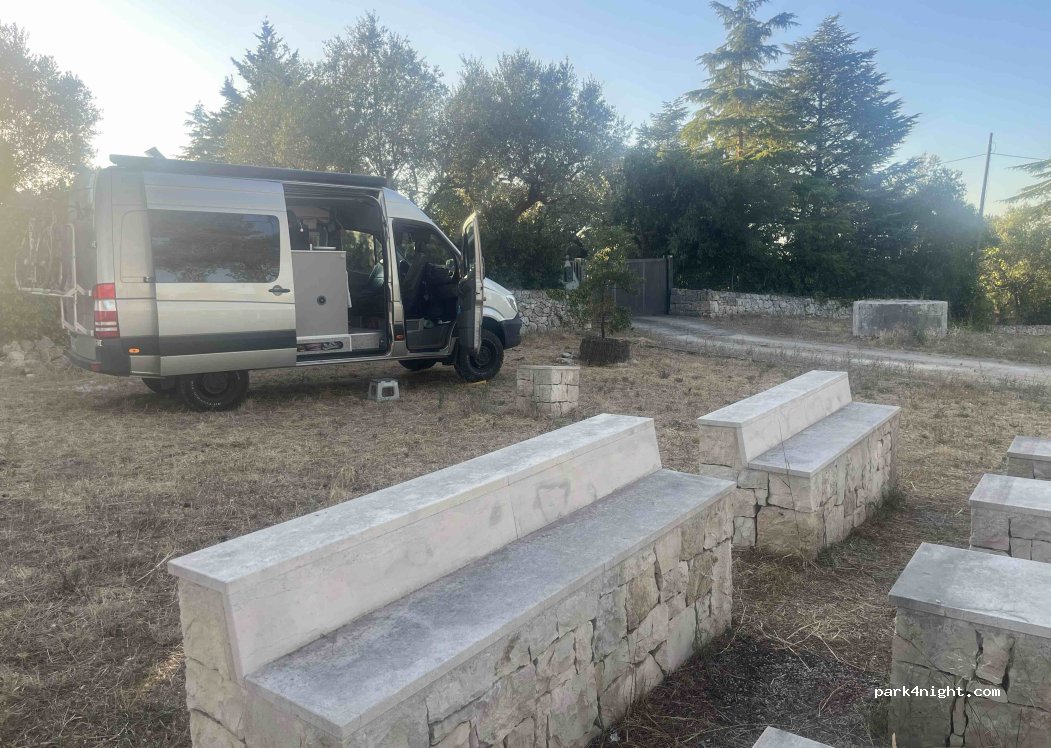 (70013) Castellana Grotte - — foto