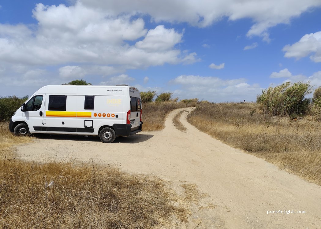 (09072) Cabras - Unnamed Road — foto