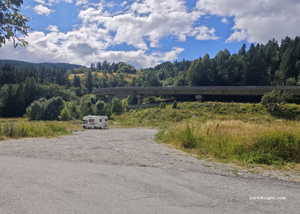 (10054) Cesana Torinese - Via Giovan Battista Armand — foto