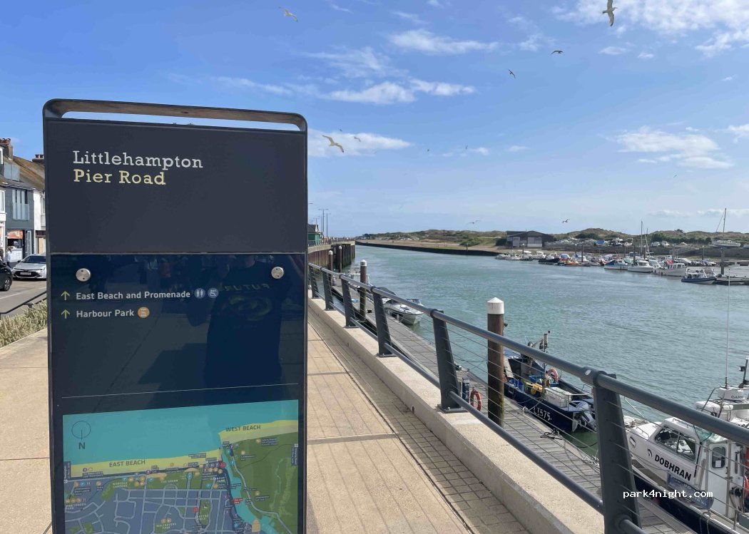 Littlehampton Caravan and Motorhome Club Campsite — foto 2