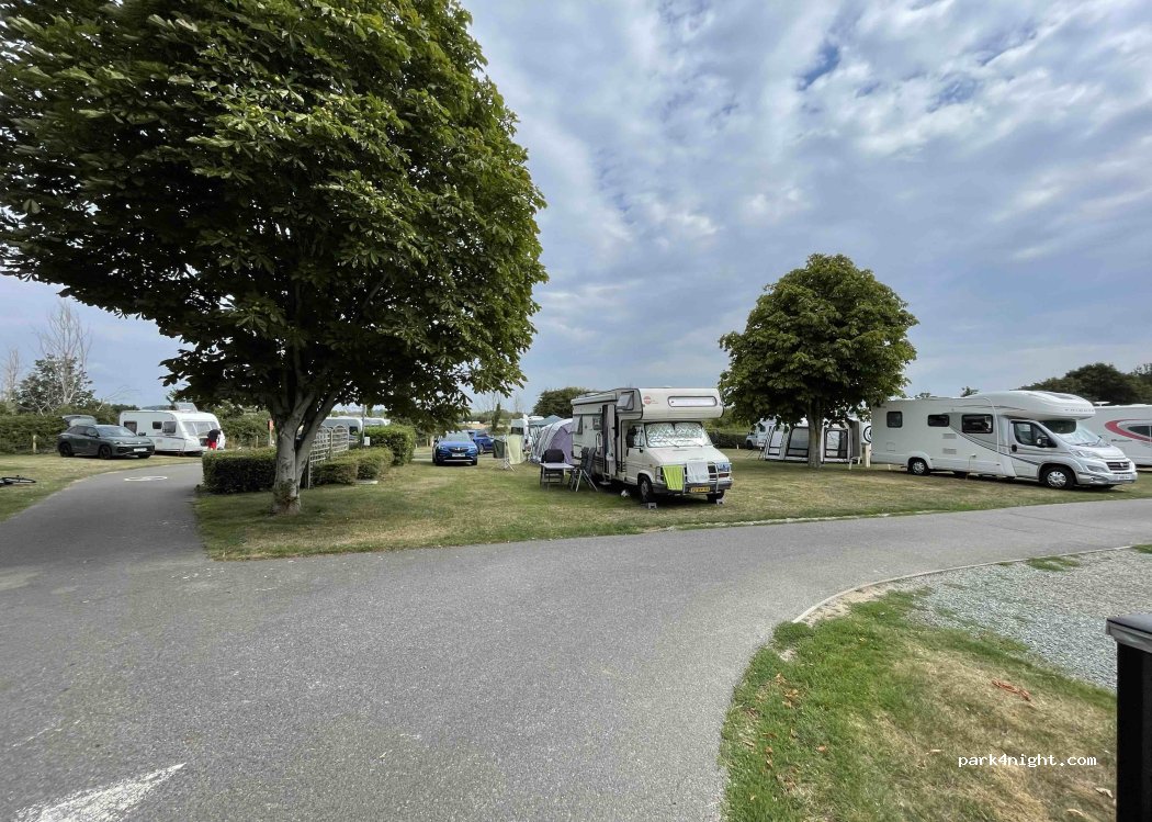 Littlehampton Caravan and Motorhome Club Campsite — foto 3