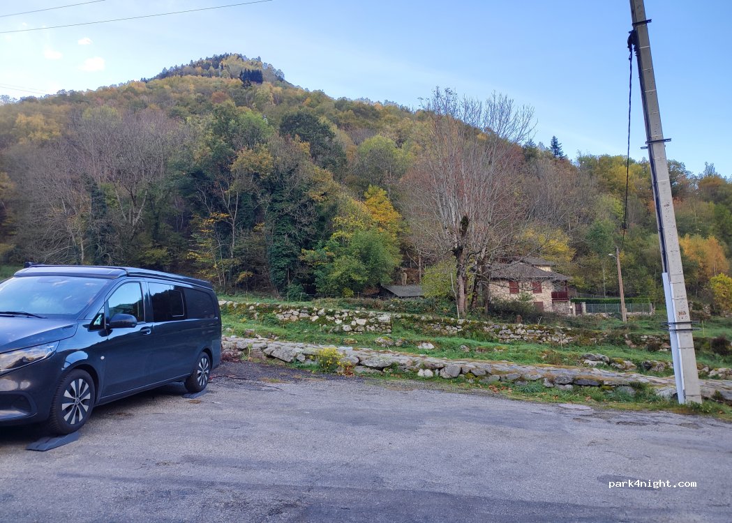 (09110) Mérens-les-Vals - Unnamed Road — foto