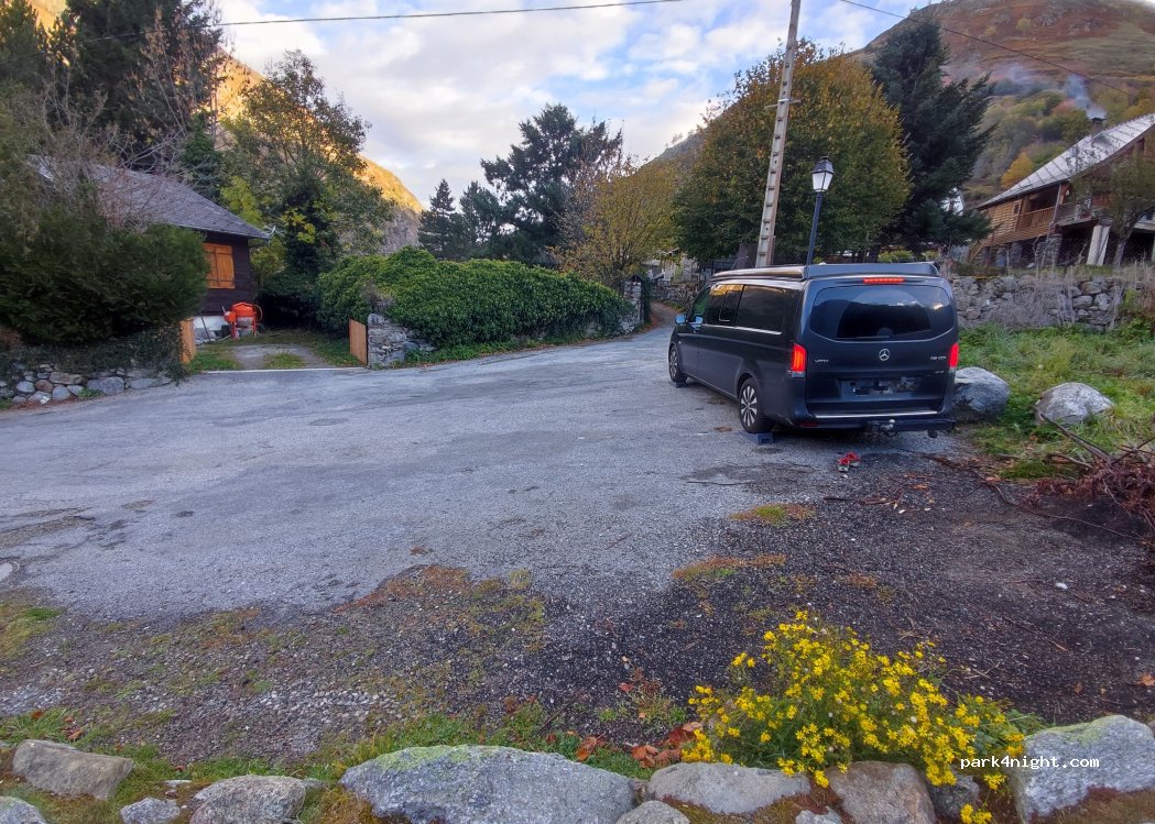 (09110) Mérens-les-Vals - Unnamed Road — foto 2