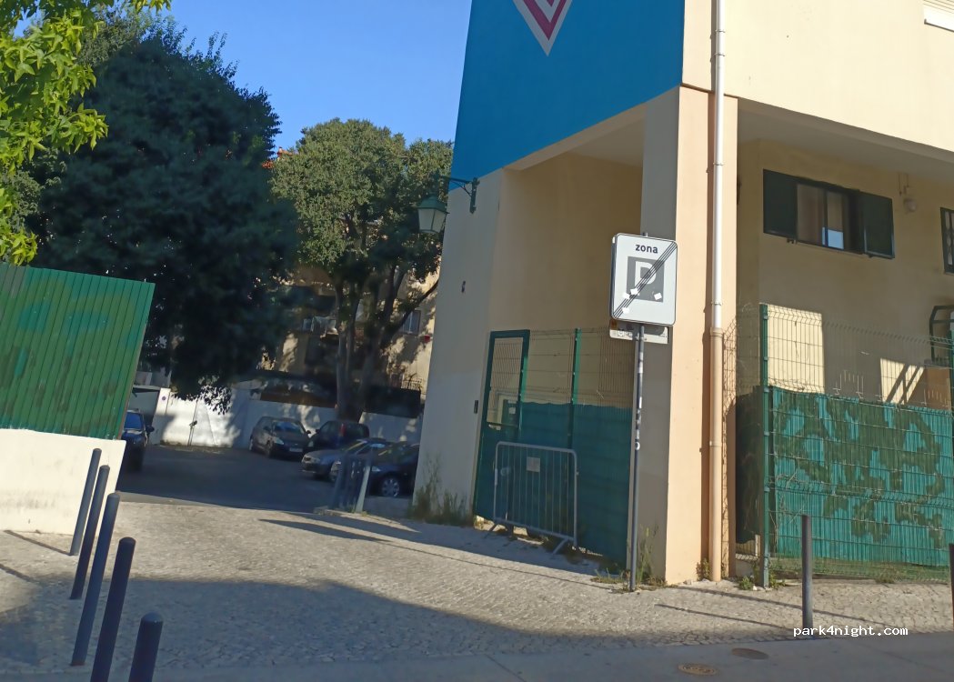 (1170-169) São Vicente - Rua da Graça — foto 2