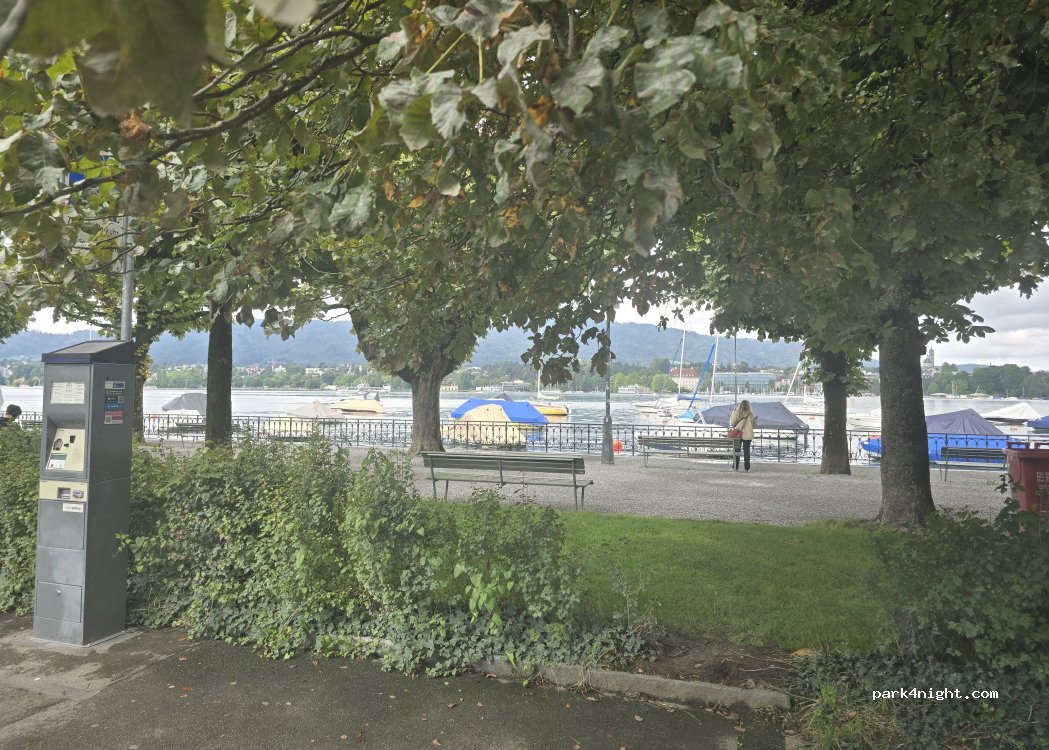 () Zurich - Seefeldquai — foto