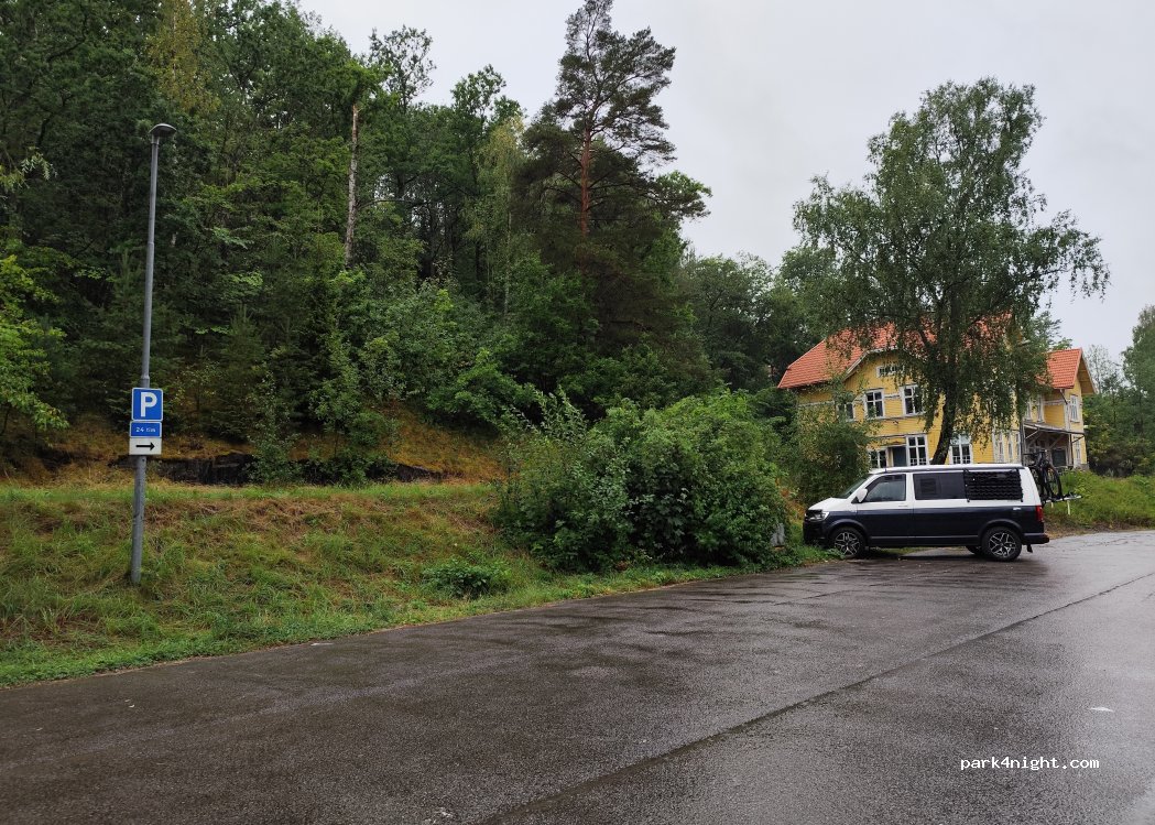 (615 33) Valdemarsvik - Idrottsvägen — foto