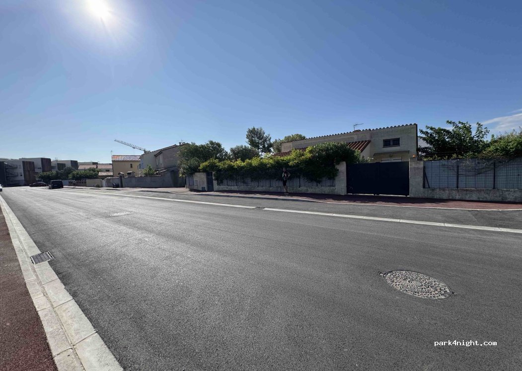 (66420) Le Barcarès - Avenue des Corbières — foto