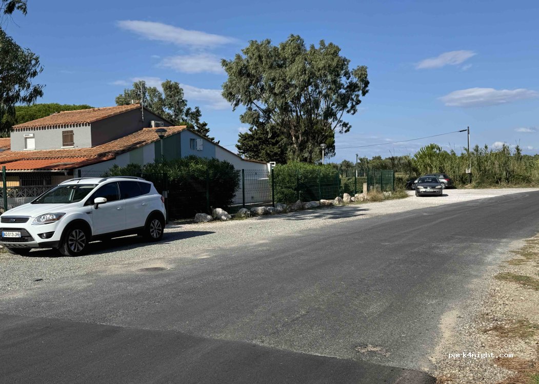 (66420) Le Barcarès - Avenue des Corbières — foto 3