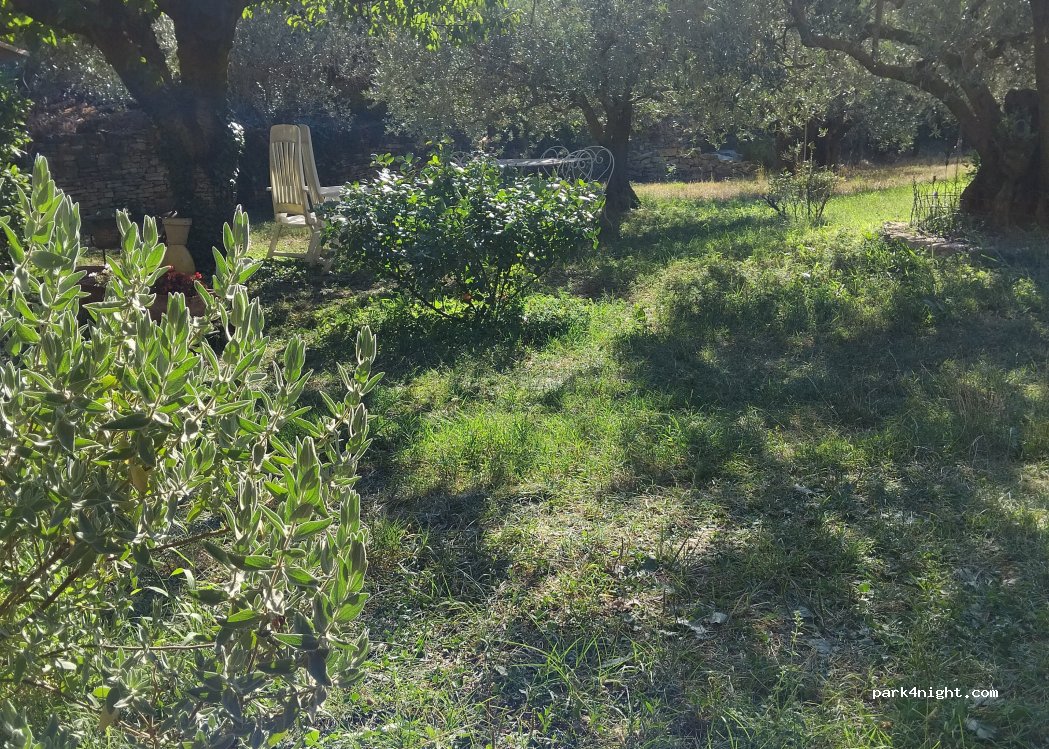 (84550) Mornas - Chemin des Issards — foto 2