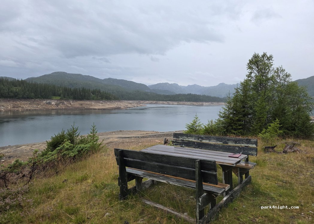 ()  - Frolandsvegen — foto
