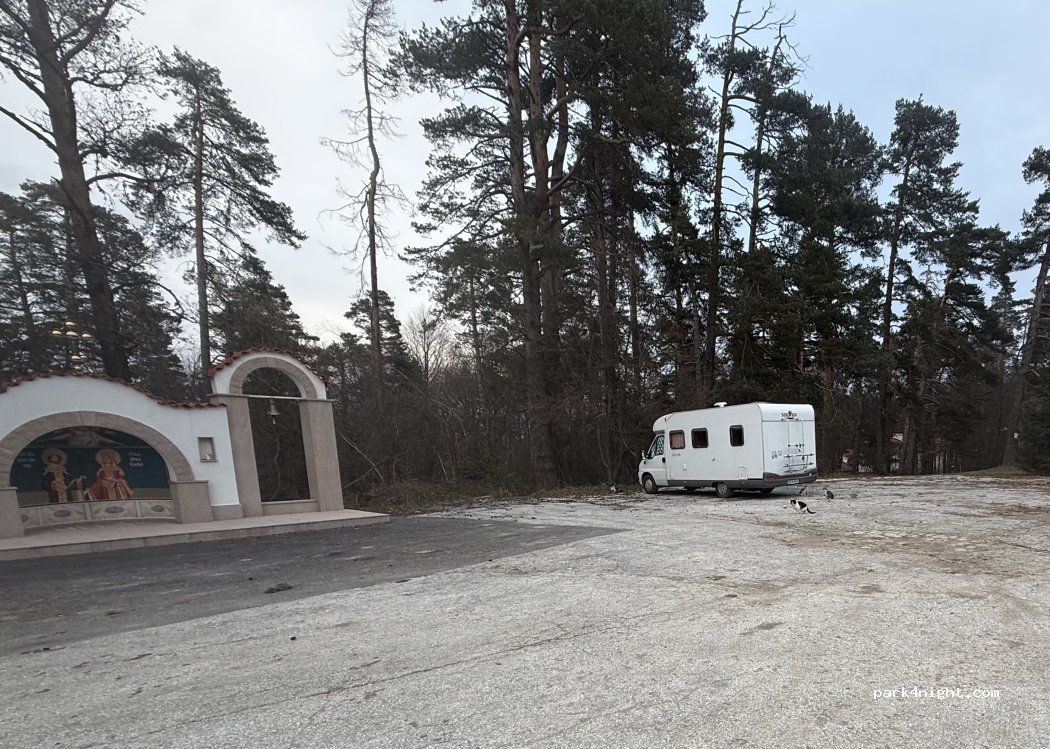 (4550) Sv. Konstantin - Unnamed Road — foto 3