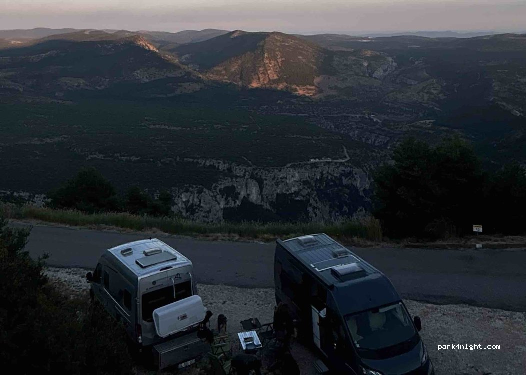 (04120) La Palud-sur-Verdon - Route des Crêtes — foto