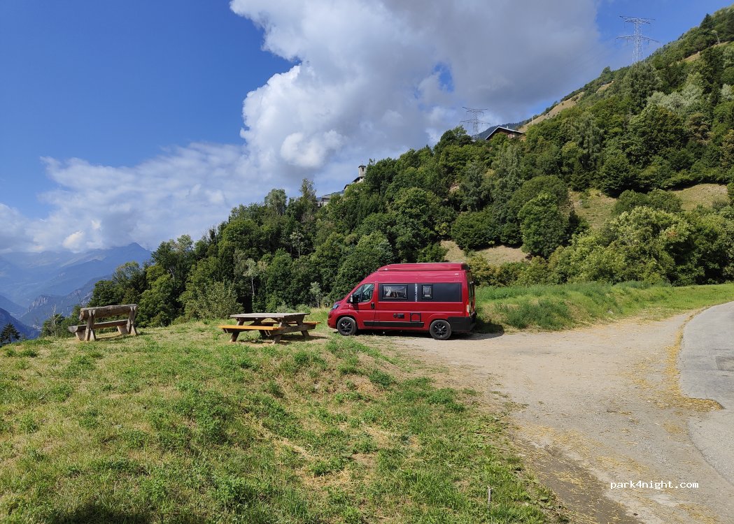(73210) Aime-la-Plagne - Route de Charves — foto