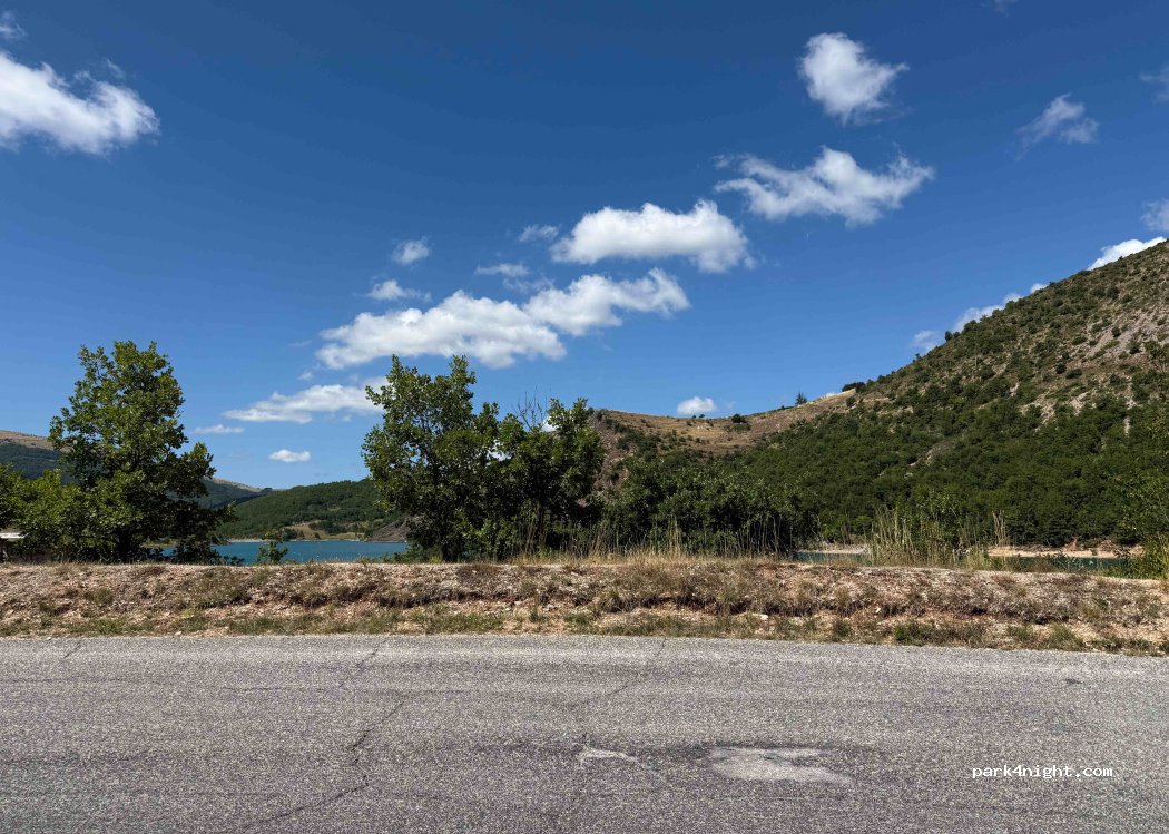 (62035) Fiastra - Strada Provinciale 91, 3 — foto