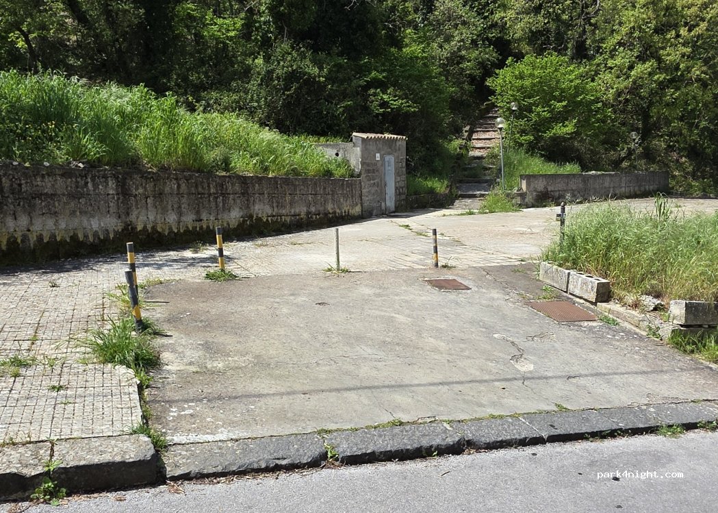 (96010) Buccheri - Via Umberto I — foto 2