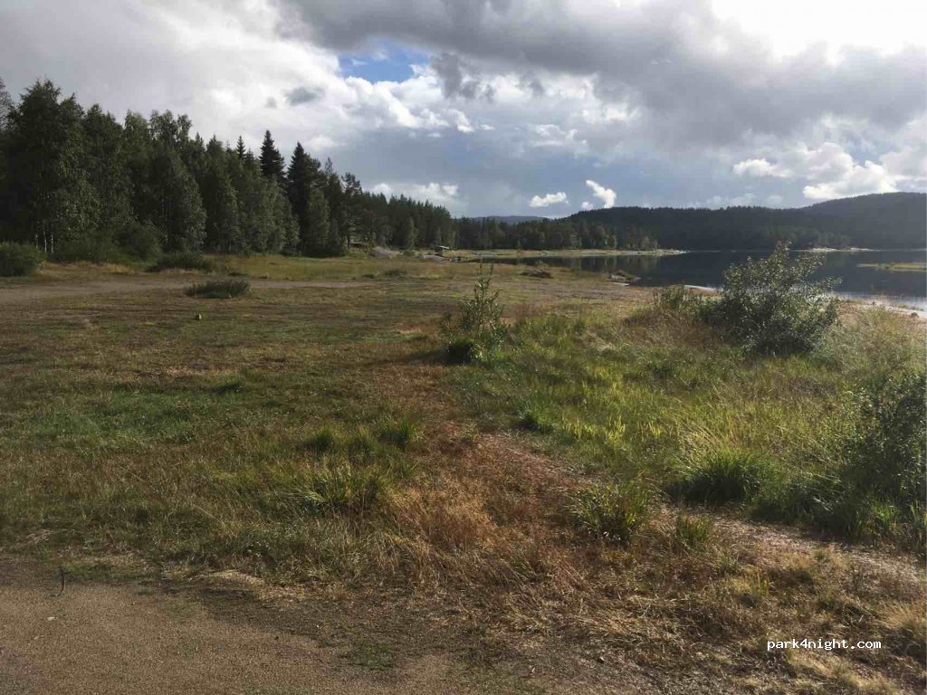 (3748)  - 990 Grorudveien — foto