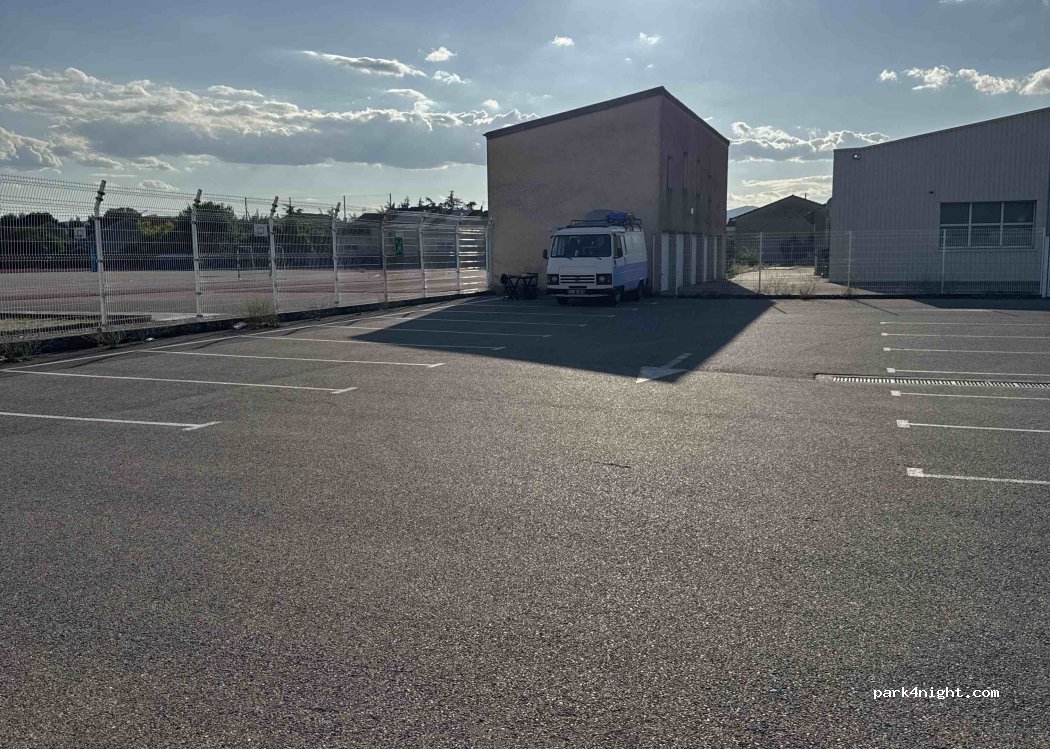 (26200) Montélimar - Allée André Nimsgers — foto