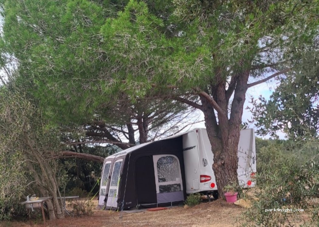 (11200) Boutenac - 1 Chemin de la Pinède — foto 4