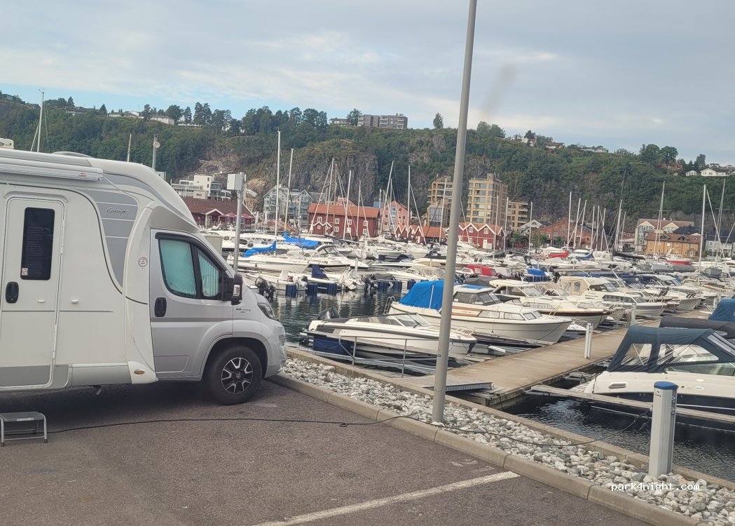 Holmestrand RV camp — foto