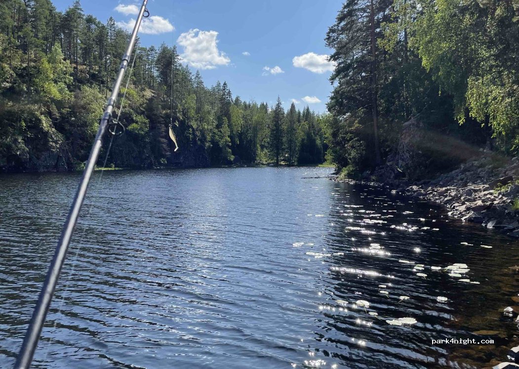 (672 95) Årjäng - — foto