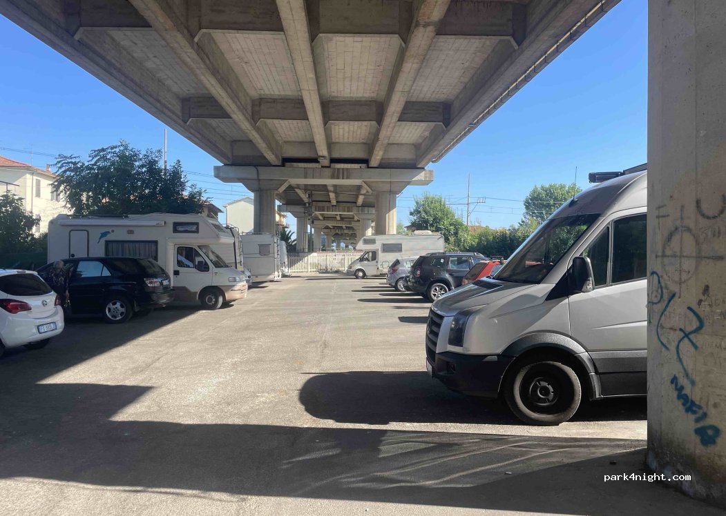(52100) Arezzo - Viale Don Giovanni Minzoni — foto